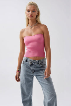 Straplez Dokulu Crop - Pembe