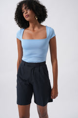 Pencere Detay Mini Dekolte Bluz